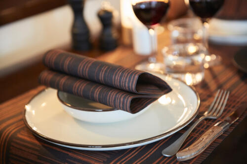 Duni_52_brooklyn_black_close_6G1A8253